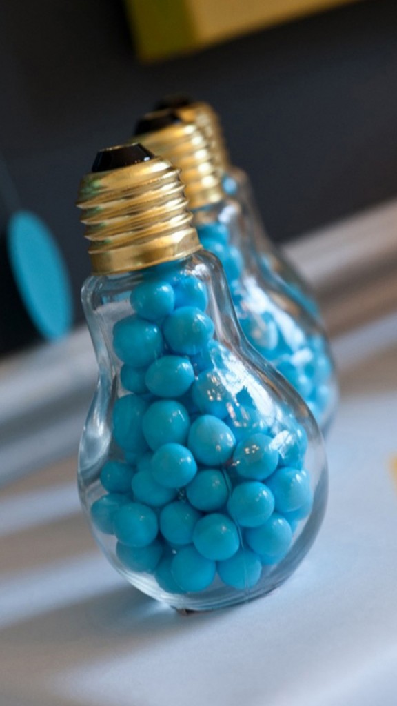 Creative Ideas With Light Bulb (15)