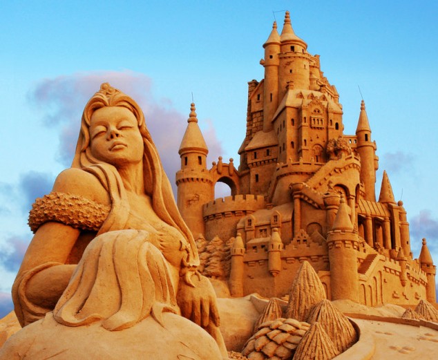 Sand Sculpture 10