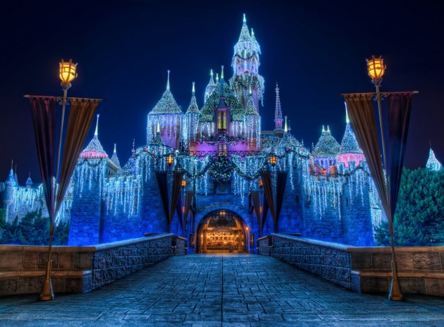 Disneyland+Christmas+Castle