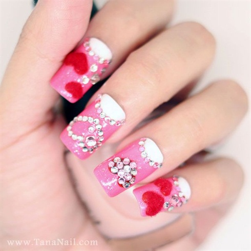 21 Heart Nail Designs For Valentine's Day - Top Dreamer