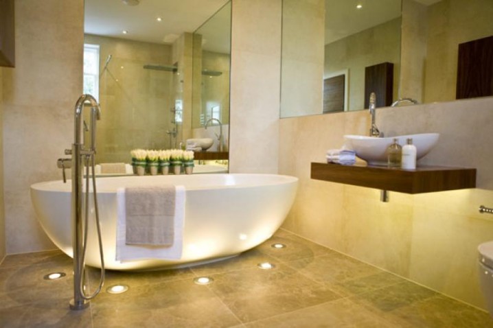 Refined-Modern-Bathroom-Interiors-by-Blanca-Sanchez-httpbit.lyya2Arr -0