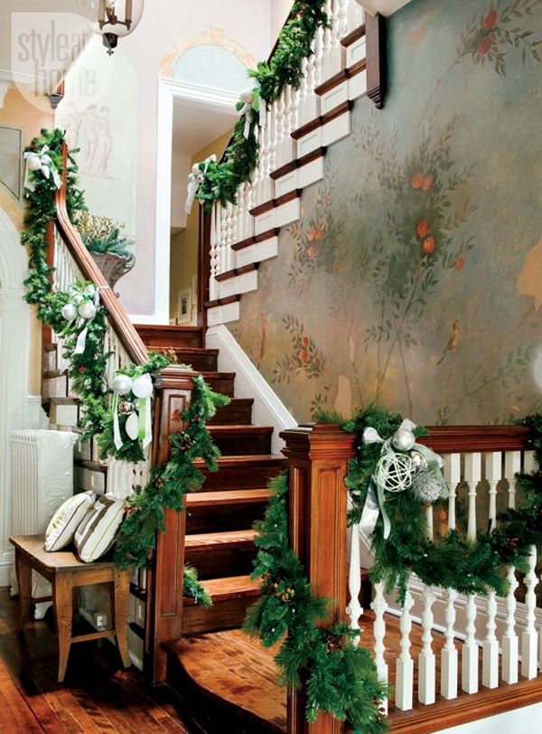 christmas staircase decorations