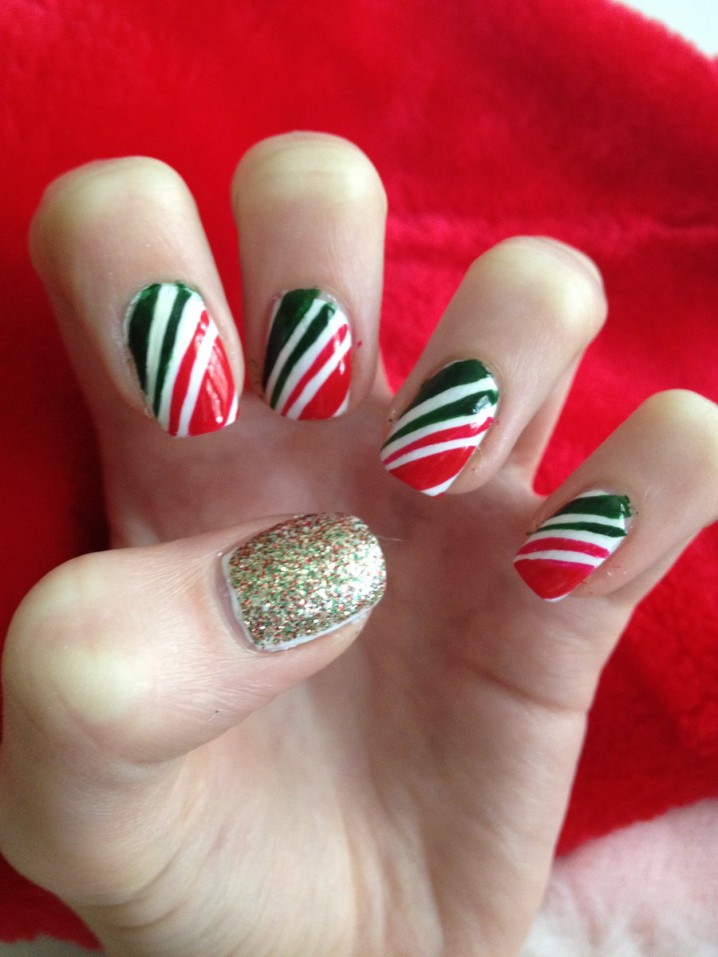 15 Lovely Christmas Candy Cane Nail Designs - Top Dreamer