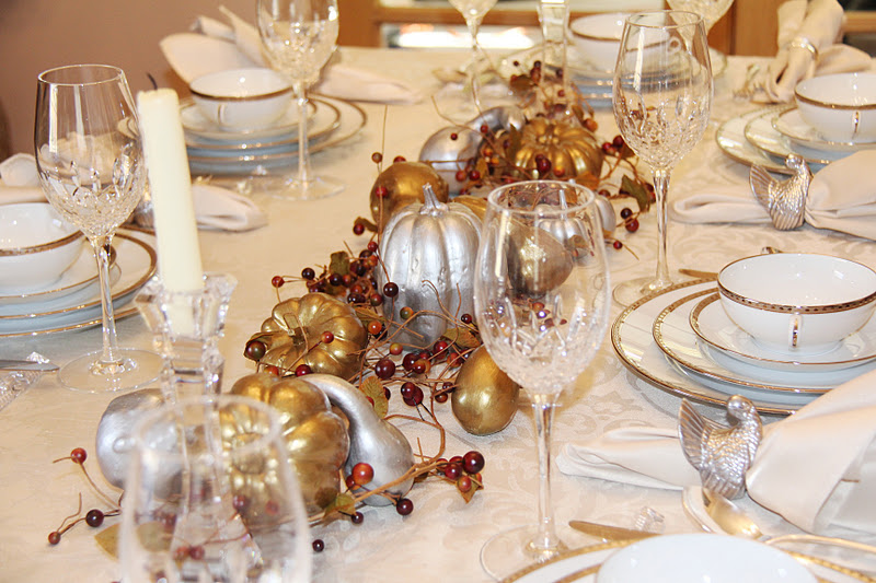 Gold Thanksgiving Table Decorations - Top Dreamer