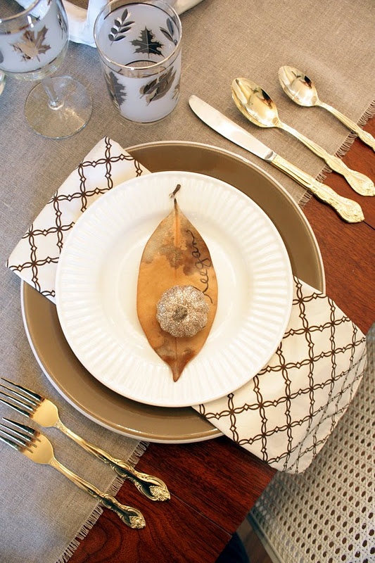 Gold Thanksgiving Table Decorations - Top Dreamer