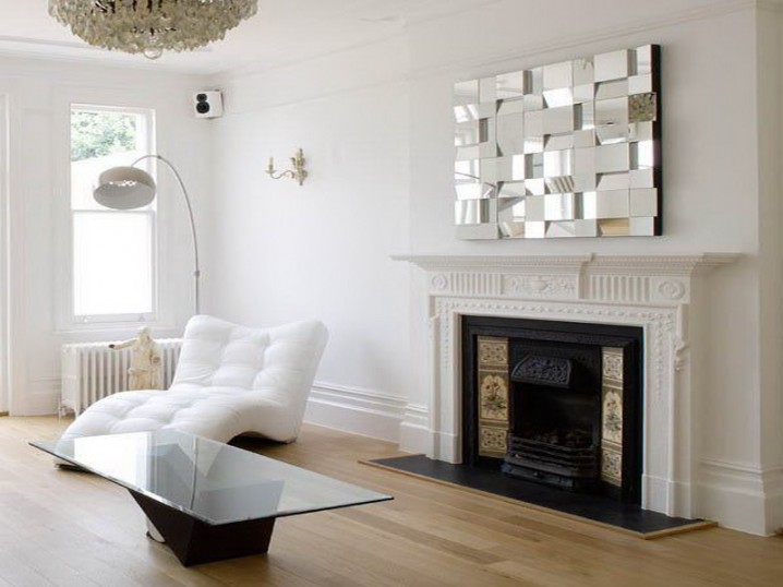 Decorating-a-Fireplace-Mantel-with-Unique-Mirror-Decor