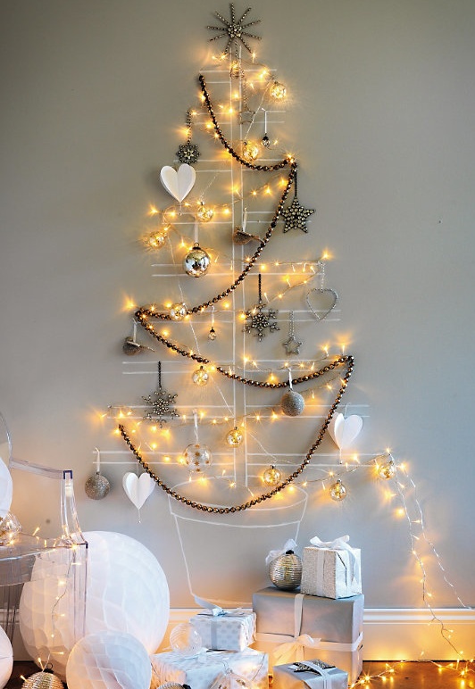 diy-merry-christmas-tree-lights-wall