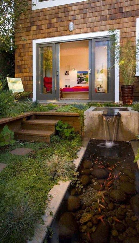 21-Small-Garden-Ideas-That-Will-Beautify-Your-Green-World-Backyard-Aquariums-Includedoutdoor-fish-ponds-homesthetics-1