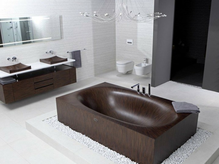 dunkle-Farbe-Badewanne-exklusive-Badmöbel-weißer-Bodenbelag-Fliesen