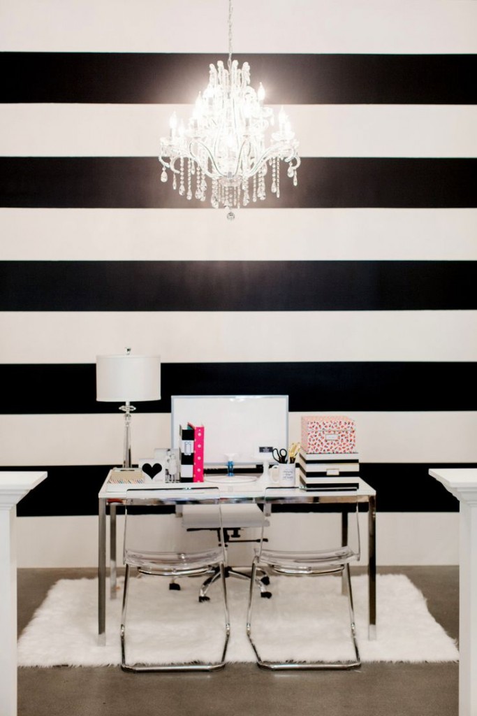 black-white-stripe-home-office-decor