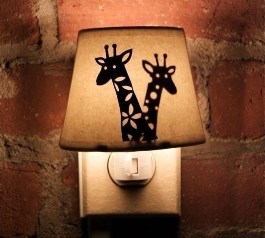 giraffe-paper-decor-lamp