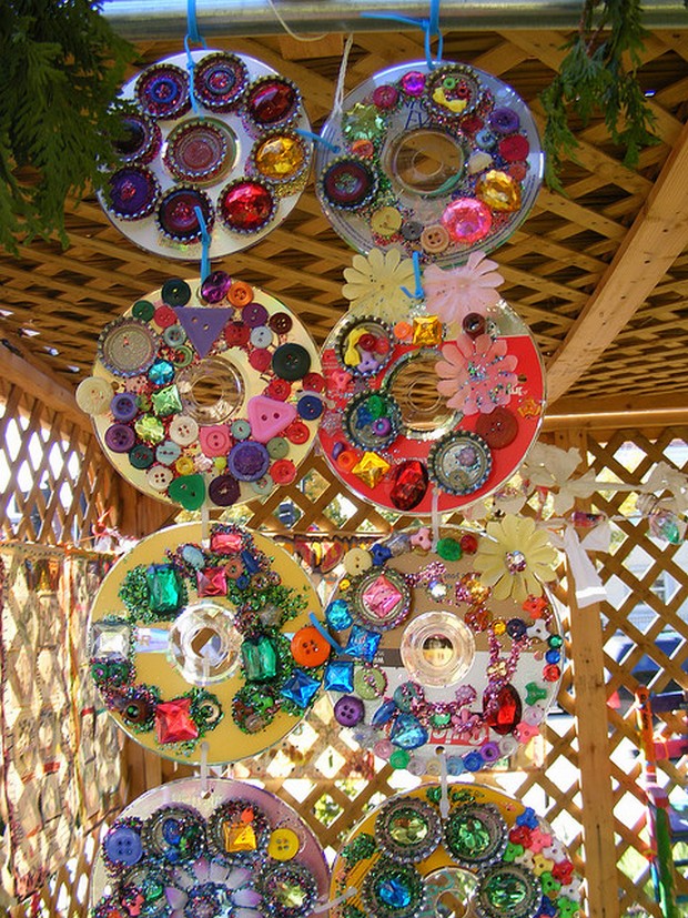 hanging-decorative-ideas-using-cd-roms