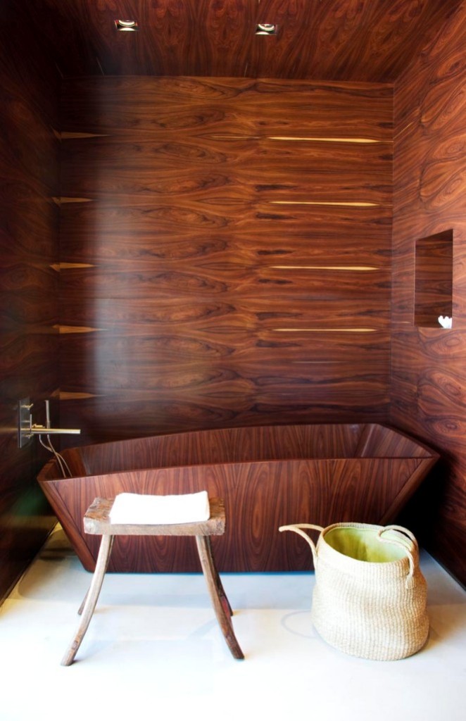 minimalist-wooden-bathtub
