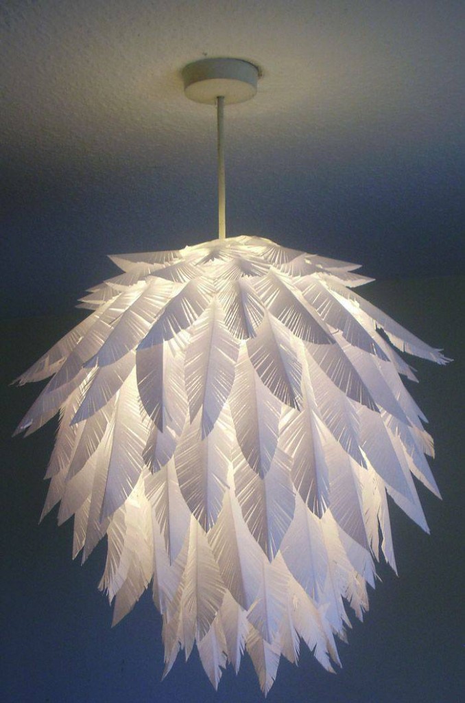 paper-lamp-feather-decor
