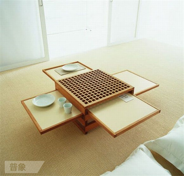 space-saving-dining-table