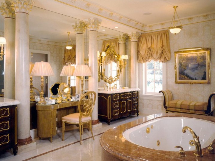 Architects_elegant-traditional-master-bathroom-with-makeup-vanity-dressing-table