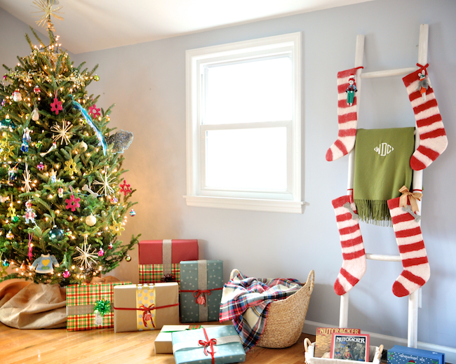 No-Fireplace-Christmas-Stocking-Ideas-Solutions-DiCorcia-Interior-Design-NY-NJ-1