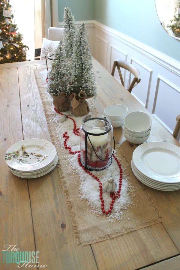 simple-holiday-dining-room-table