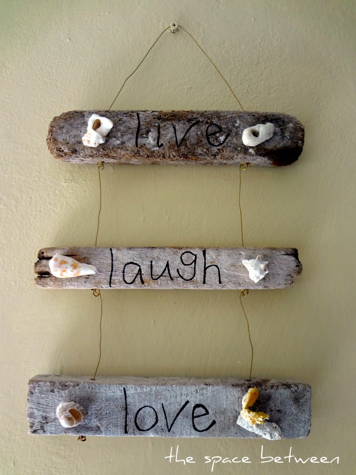11nov-live-laugh-love-driftwood (1)