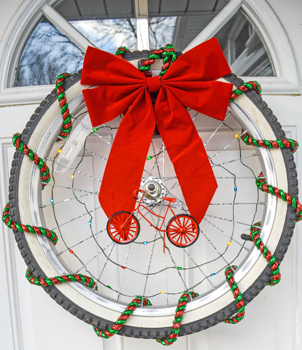 Christmas-Wreath-Bicycle-Wheel-Recycled