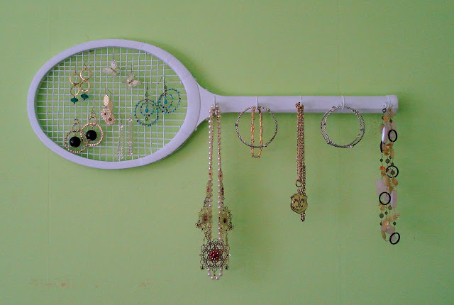 tennis racket as jewerly holder