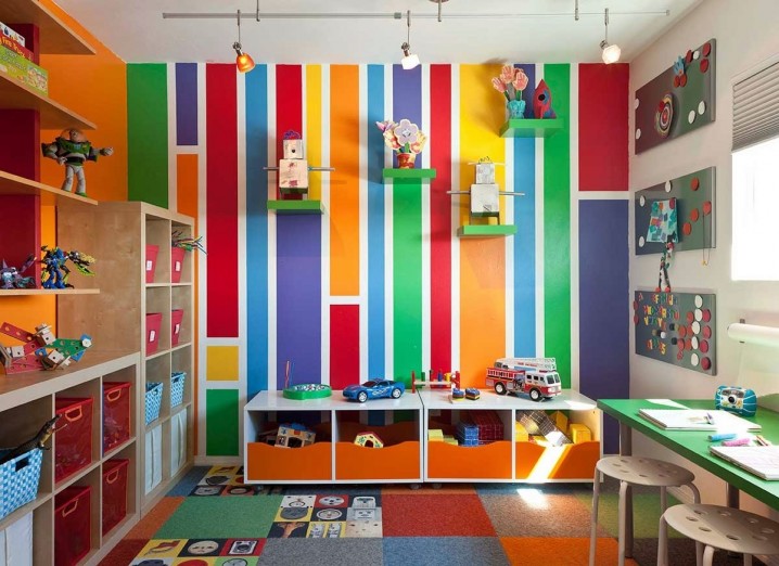 Amazing-Rainbow-House-Layouts-Design-With-Inspiring-Color-Colorful-Kids-Room-Stripes-Lines-Wall-Wooden-Doll-Storage-