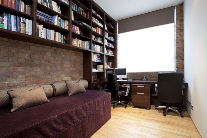 Brick-walls-bring-vintage-touch-to-the-contemporary-home-office