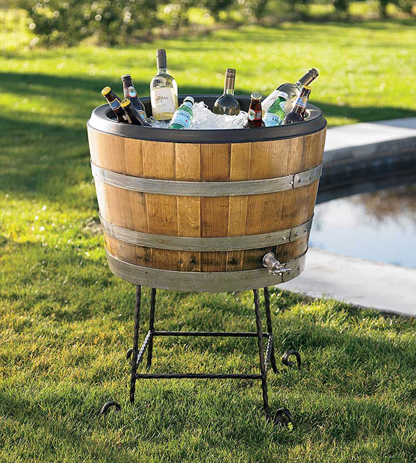 Wine-Barrel-Drink-Cooler-Love-this-for-an-outdoor-party
