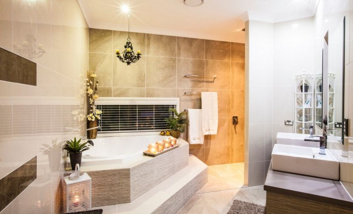corner-bathroom-design-decorated-with-candles