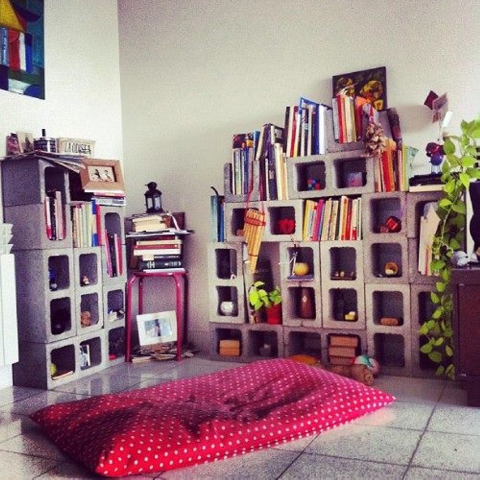 Cinder-Blocks-Bookshelf