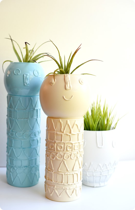 DIY-Home-Decor-Use-a-hot-glue-gun-to-draw-designs-on-glass-bowls-and-vases-and-then-spray-paint