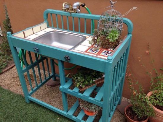 Gardening-Bench-550x413