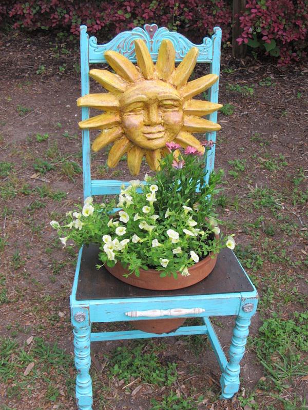easy-chair-planter
