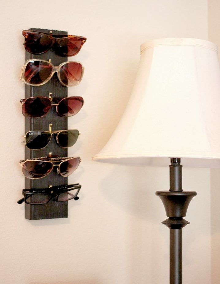 sunglasses rack