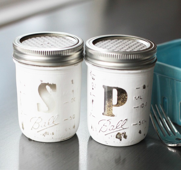 DIY-Mason-Jar-Salt-and-Pepper-Shakers diy salt and pepper shakers 