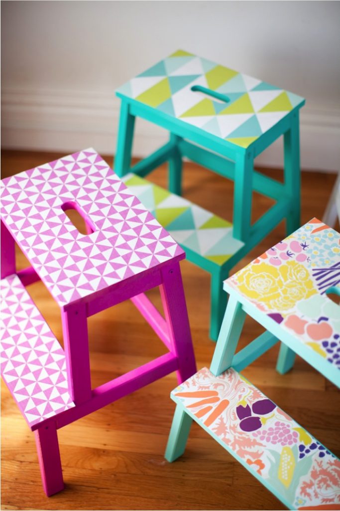 DIY-colorful-wallpaper-stools
