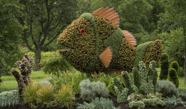 Grass-sculptures-fish