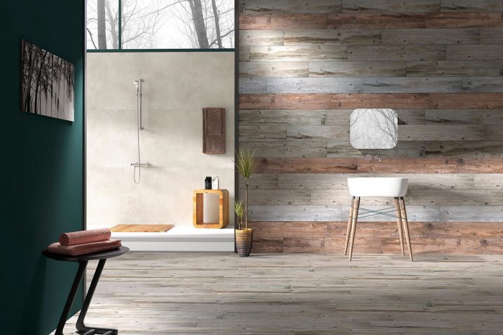 Wood-Plank-Walls-in-Bathroom-Pictures