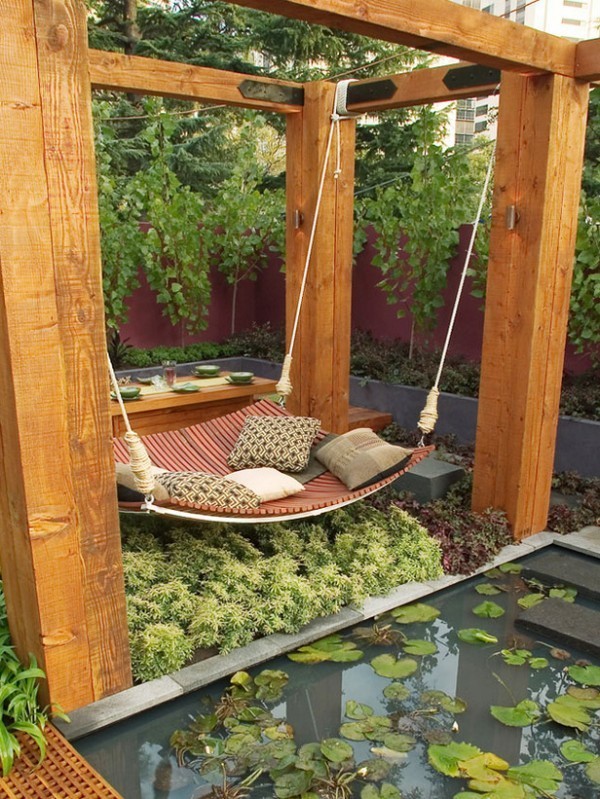 cool-hanging-bed