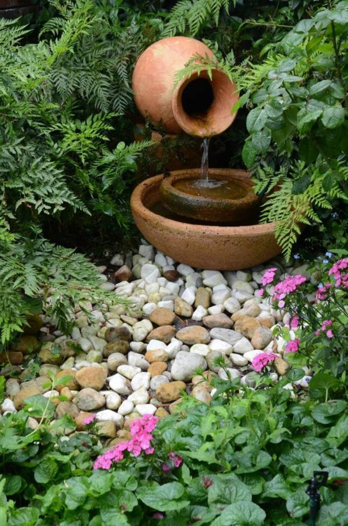 focal-points-for-gardens-with-fountain