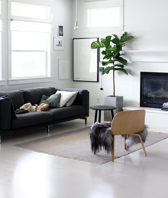 living room minimalist style