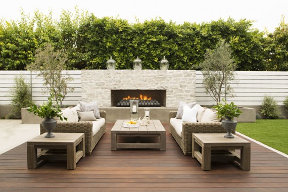 outdoor-fireplace-and-patio-
