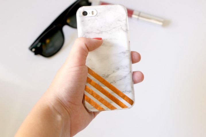 phone case copper and marble decor