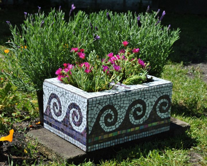 mosaic cinder block flower pot