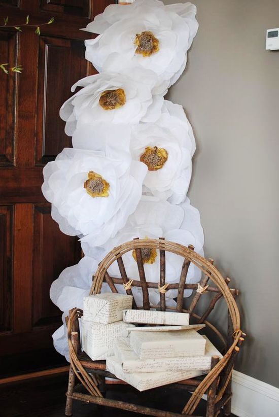 Giant-Tissue-Paper-Flowers-Party-Decor