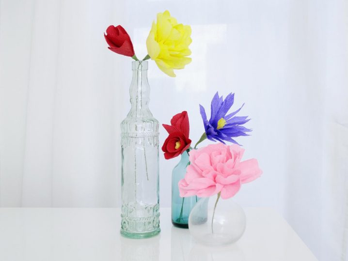 Original_Michelle-Edgemont-paper-flowers-in-vases_h.jpg.rend.hgtvcom.1280.960