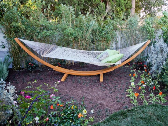 backyard-hammock-no-trees-1024x768-1