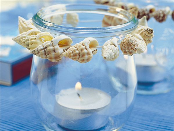 beach-themed-party-glass-candle-jar-seashells