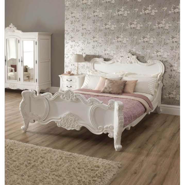 bedroom-furniture-in-french (1)