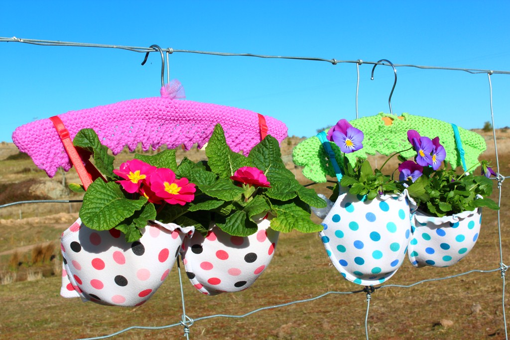 How To Easily Turn Old Clothes Into Super Cool Planters Top Dreamer